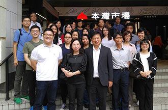 房委會職員到訪本灣市場
Housing Authority Staff Visit 
Siu Sai Wan Market
