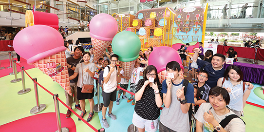  樂富廣場「雪糕大滿灌」嚐盡「十二道雪糕味」
Novel Ice Cream Flavours and Summer Fun Up for Grabs at Lok Fu Place