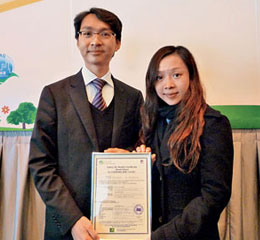 梁寶基及駱敏儀於環保署研討會
上分享空氣管理心得。
Ronald Leung and Carol Lok
shared the indoor air management
tips at the EPD's seminar.