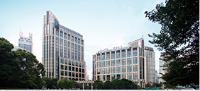 企業天地１號及 2 號  ─  
上海核心商業區地標
Corporate Avenue 1 & 2 ─     
Commercial Landmark in
Shanghai's core CBD