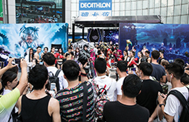 廣州西城都薈 電競活動人流達12萬
International e-sports Games Saw 120,000 Visitors at Metropolitan Plaza